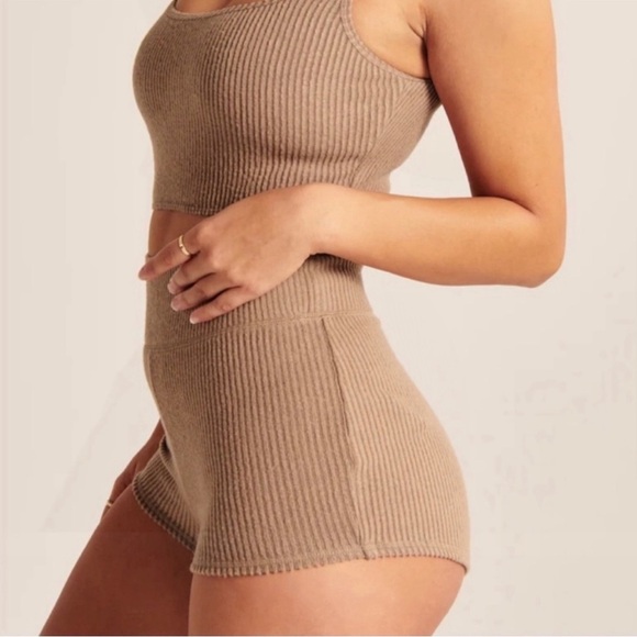 A&F Cozy Lounge Tap Shorts | Lounge and Pajama Shorts | Matching Top Available - Picture 4 of 9